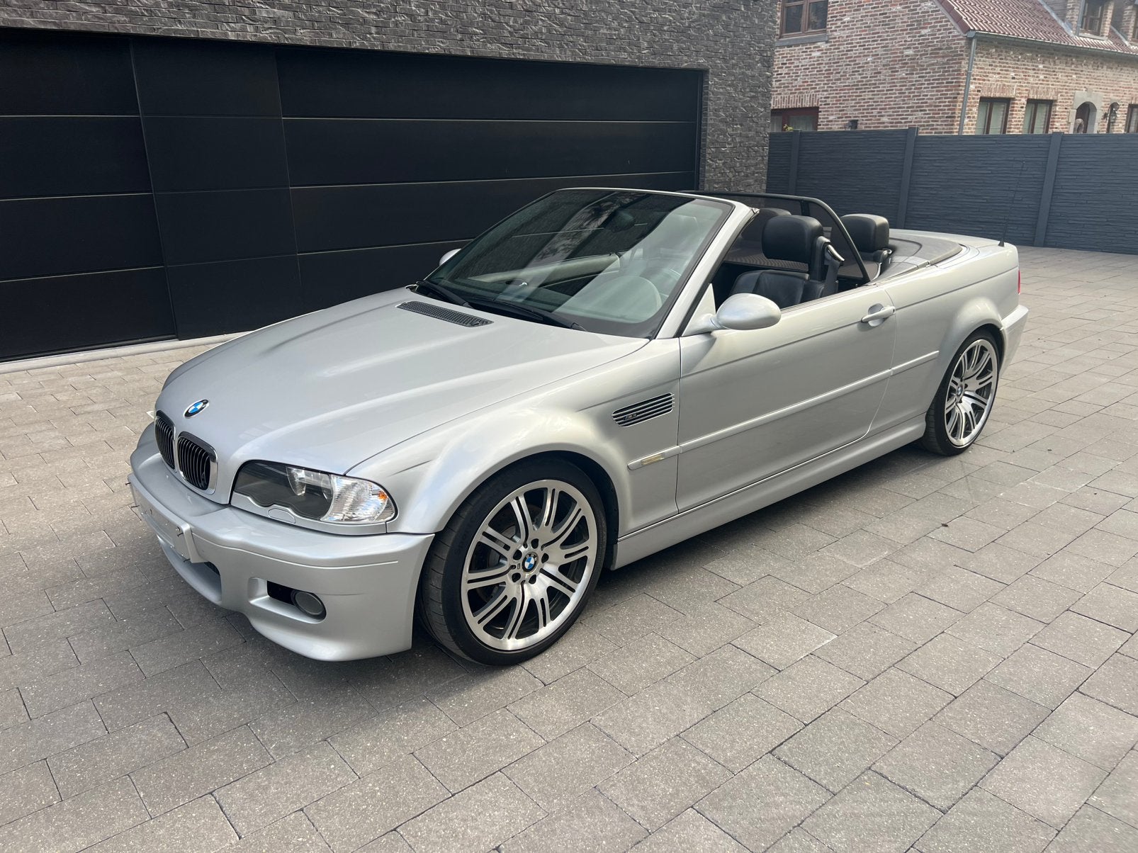 BMW M3 Cabriolet uit het jaar 2003, Zwart, Cabriolet, Zwart, Leder