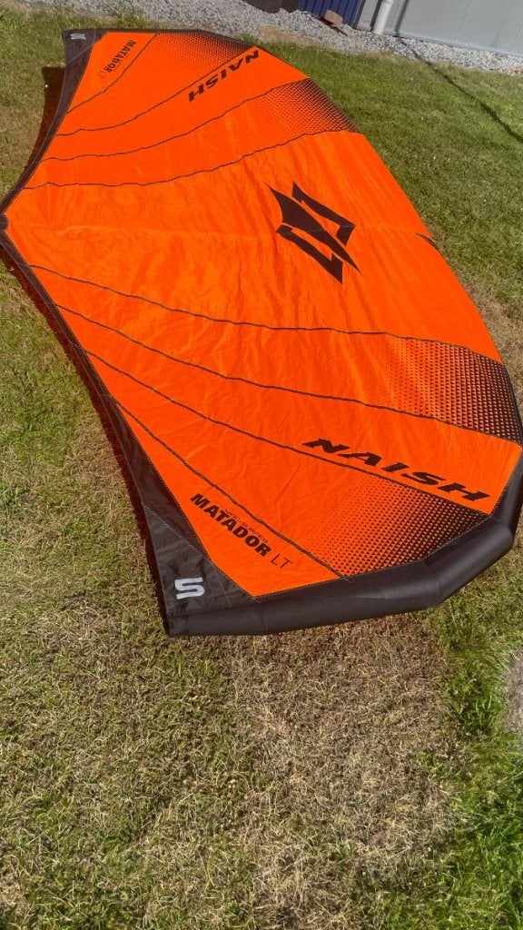 Naish Wing-Surfer Matador LT Orange 5.0 S26 (Demo), Sports nautiques & Bateaux, Aile de surf