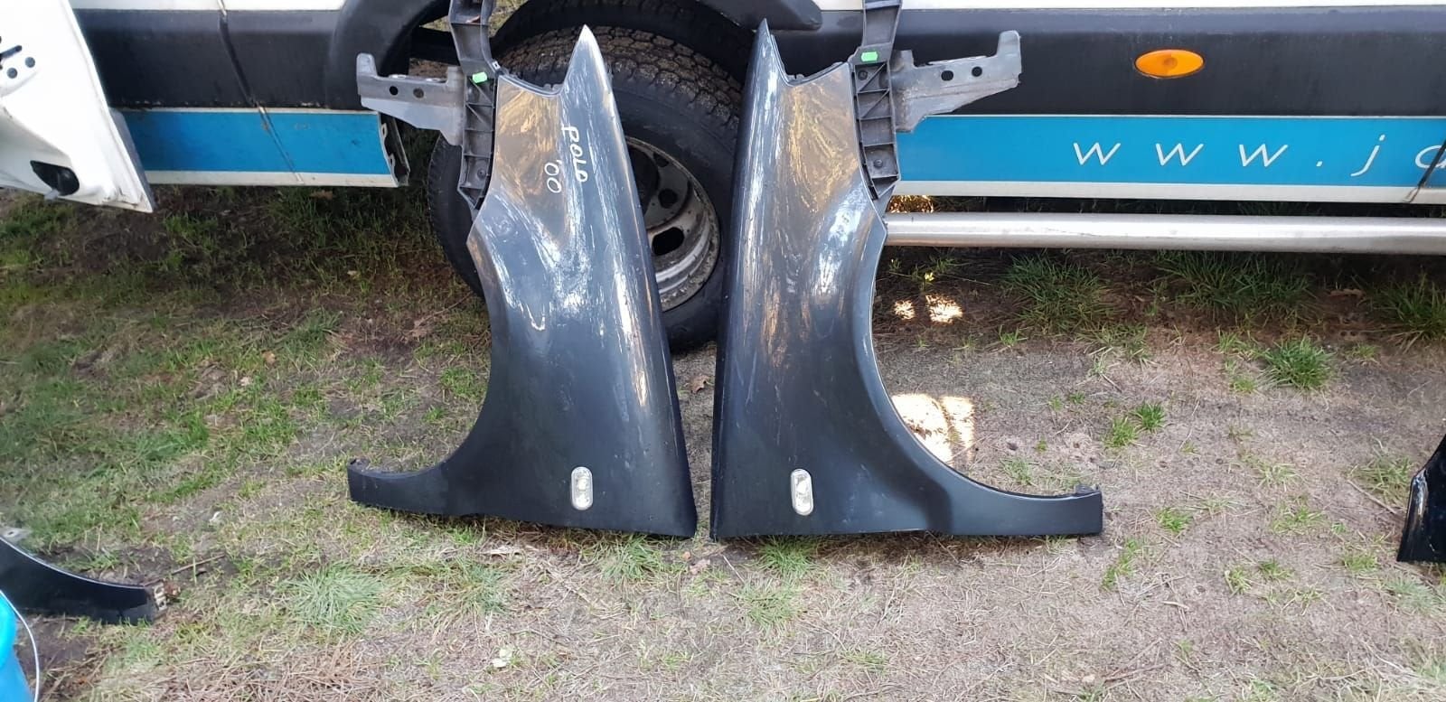 VW POLO VOORSCHERMEN BJ 2000 2002, Auto-onderdelen, Gebruikt, -, -, Ophalen of Verzenden