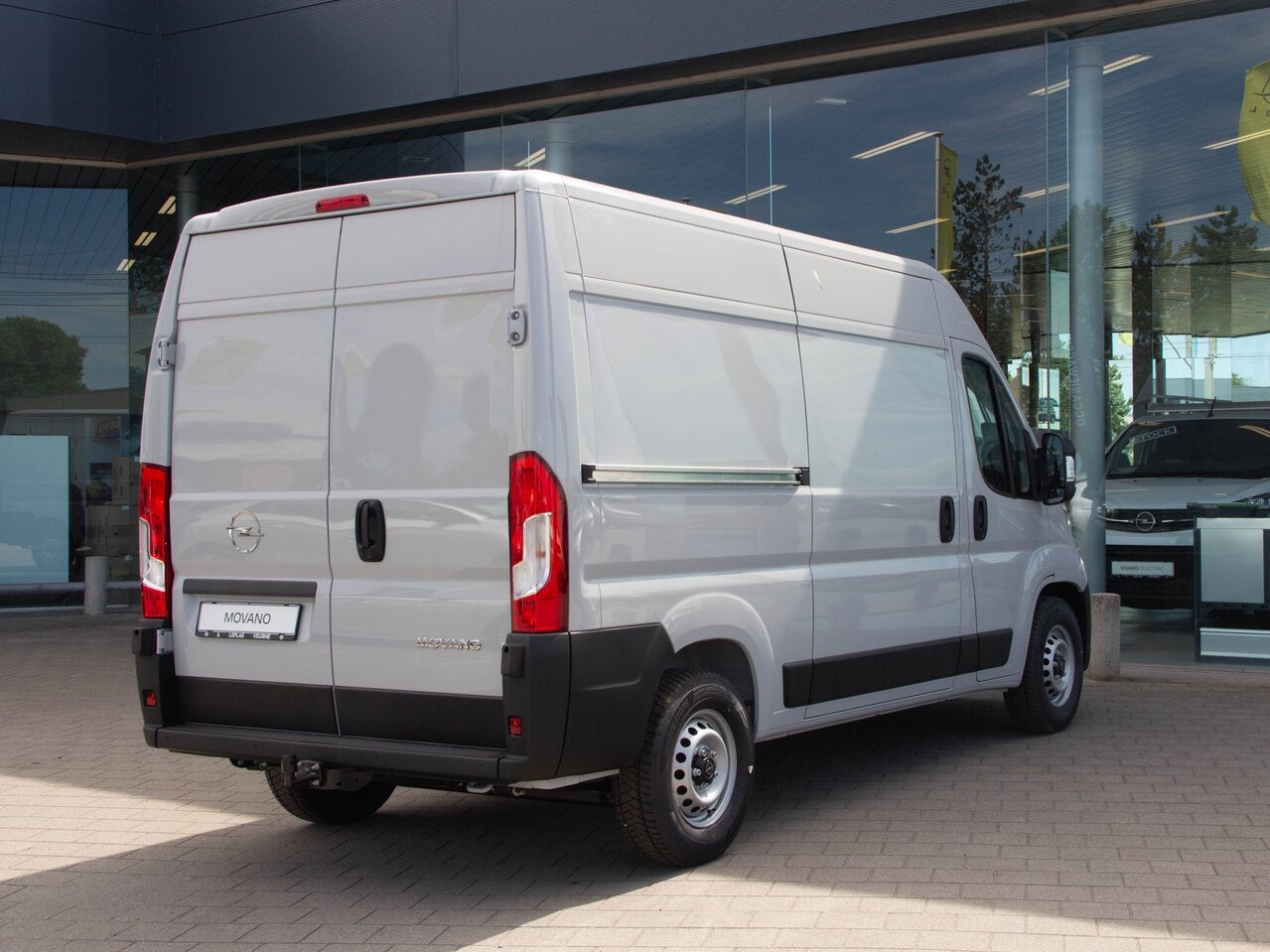 Opel Movano L2H2 2.2 Diesel 140PK|TREKHAAK|CARPLAY|AUTOMAAT, Auto's, Bestelwagens en Lichte vracht, 0 kg, Bedrijf, 5 deurs, 140 pk