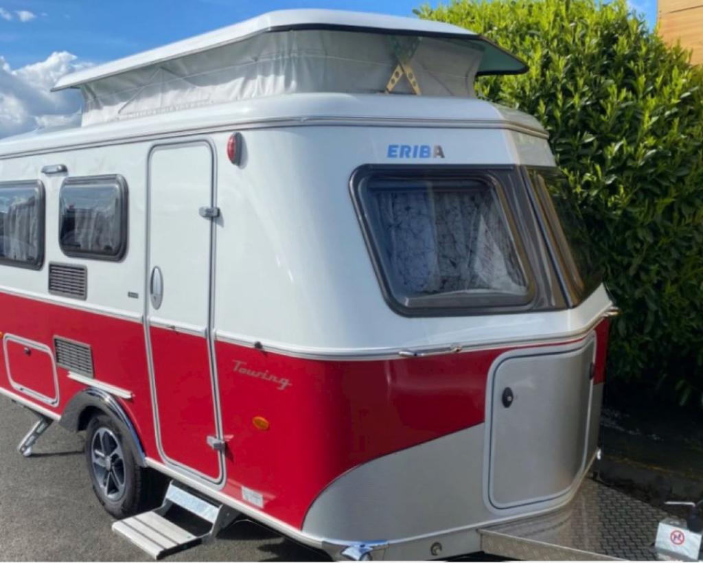 Caravane ERIBA Touring 530 Tango Red, Caravans en Kamperen, Caravans, Particulier, tot en met 3, 750 - 1000 kg, Eriba, Dwarsbed