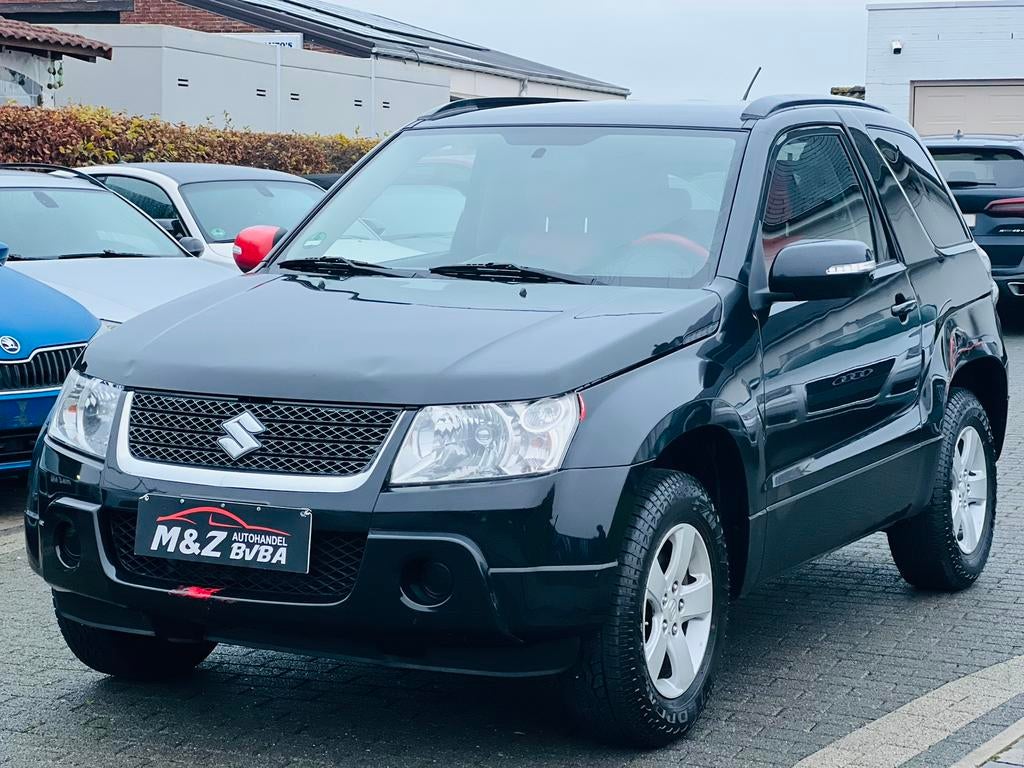 Suzuki Grand Vitara Club * 1.6i BENZINE * 122.000 Km * LEDER, Euro 5, Zwart, Leder, Bedrijf