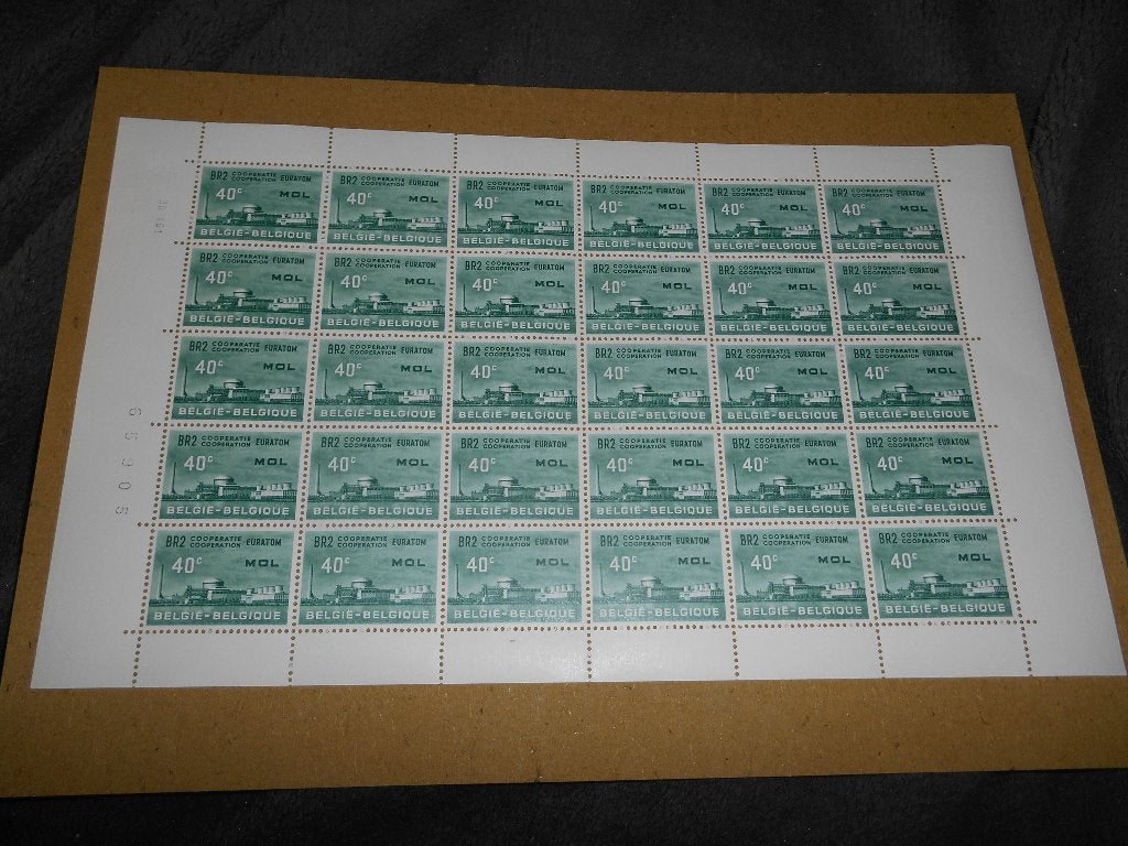 Planche de 30 timbres Belge 40C MOL coopération Euratom, Enlèvement ou Envoi