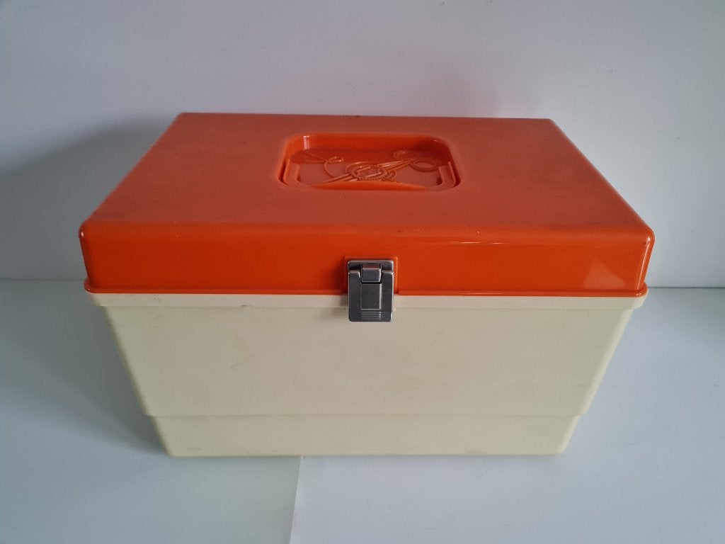 vintage naaidoos - naaibox 36 x 24 x 23 cm, Ophalen of Verzenden