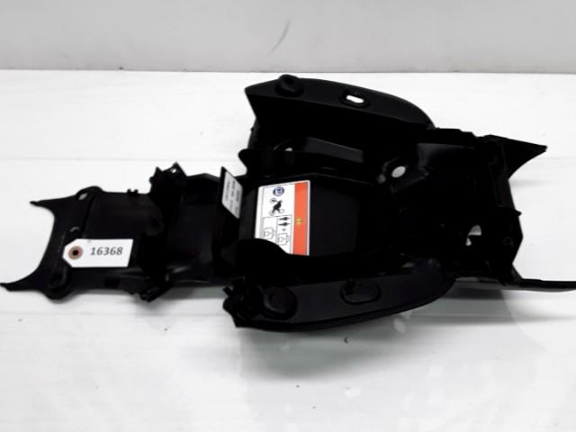 CB125R  2018 - 2019 Honda Kuipdeel D1-27571