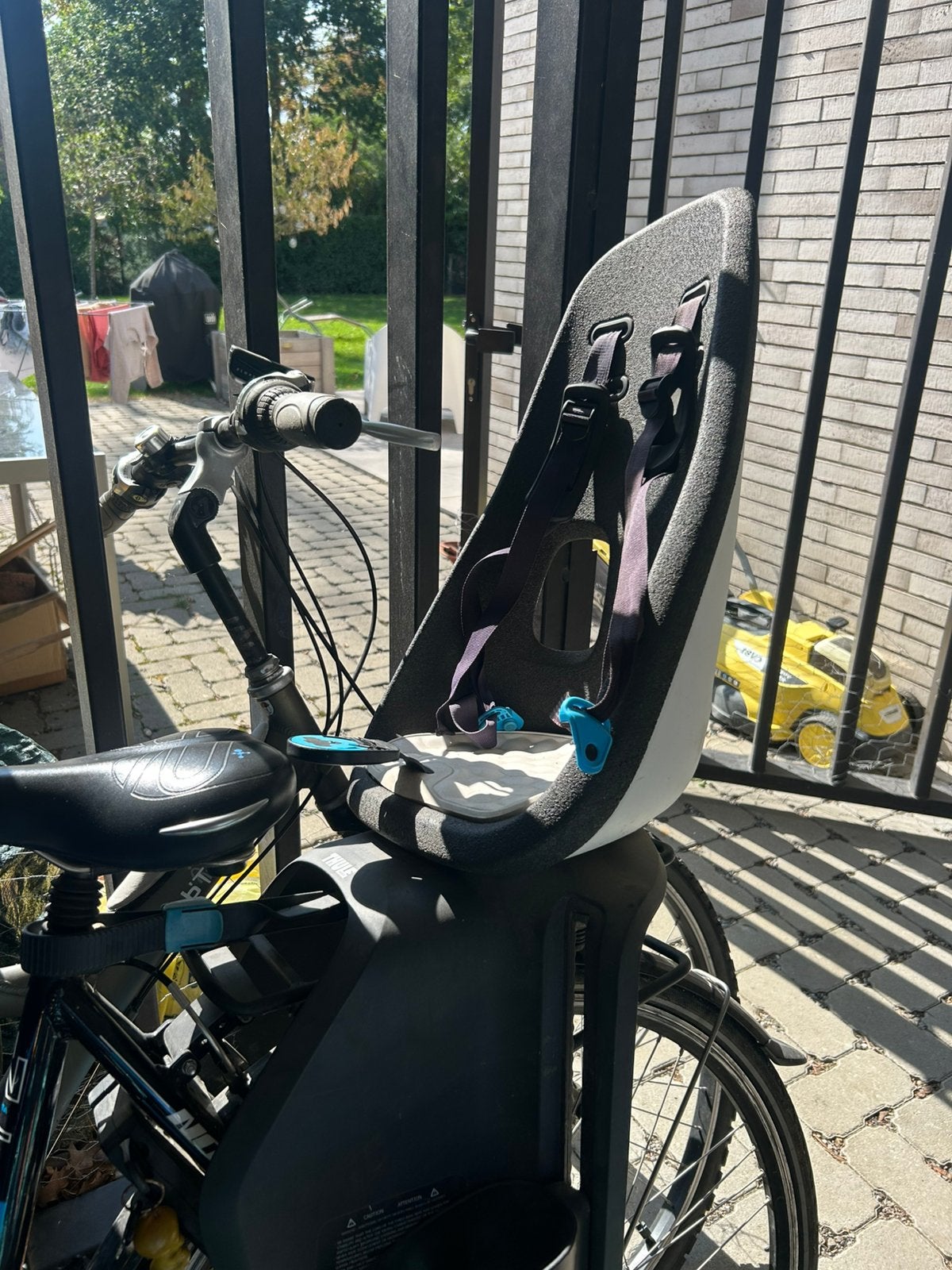 Thule Yepp Nexxt 2 Maxi, perfecte staat, Ophalen, Gebruikt, Achterzitje