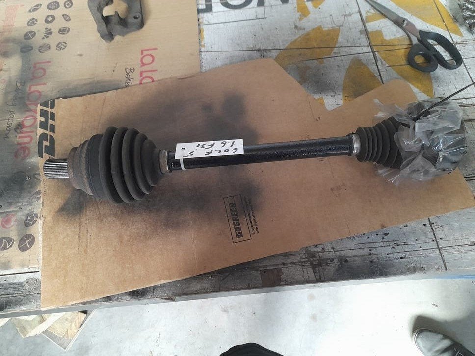 Cardans gauche et droit Vw golf 5 1600 Fsi, Enlèvement ou Envoi, Utilisé, Volkswagen