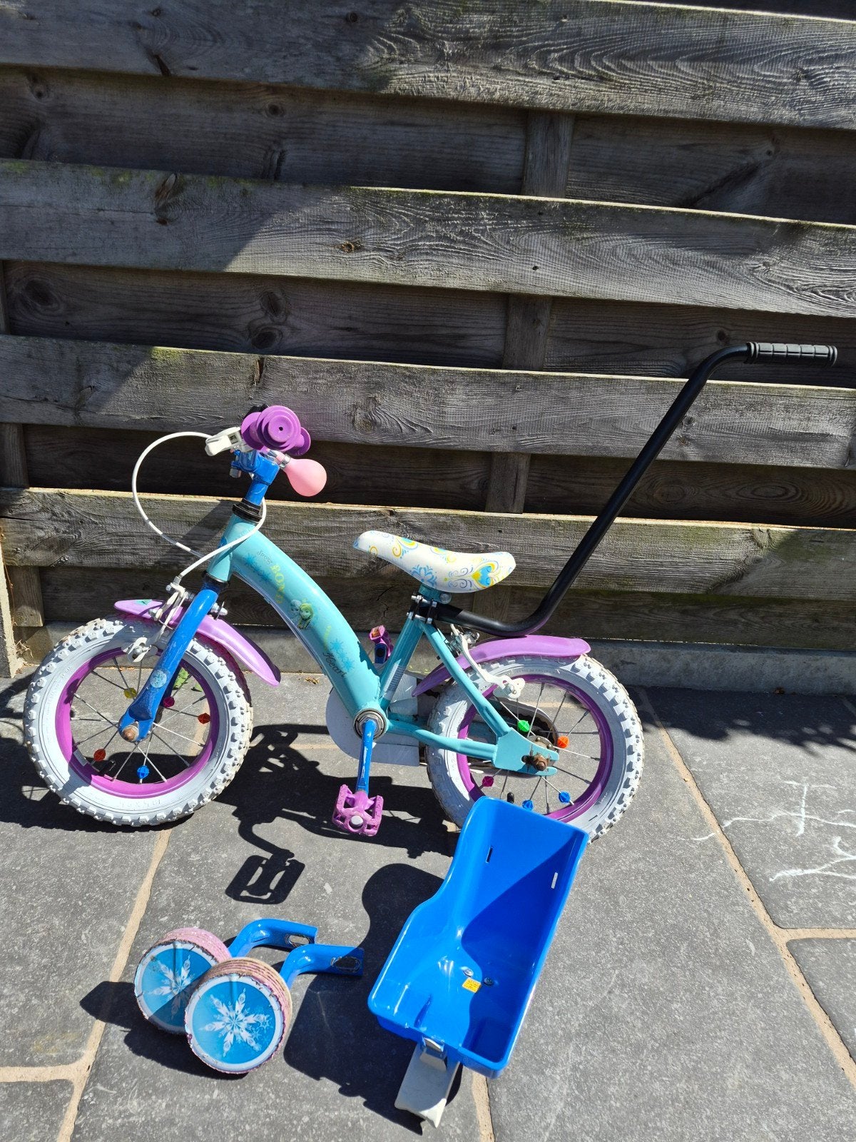 meisjesfiets 12inch met duwstang, Fietsen en Brommers, Ophalen, Zijwieltjes