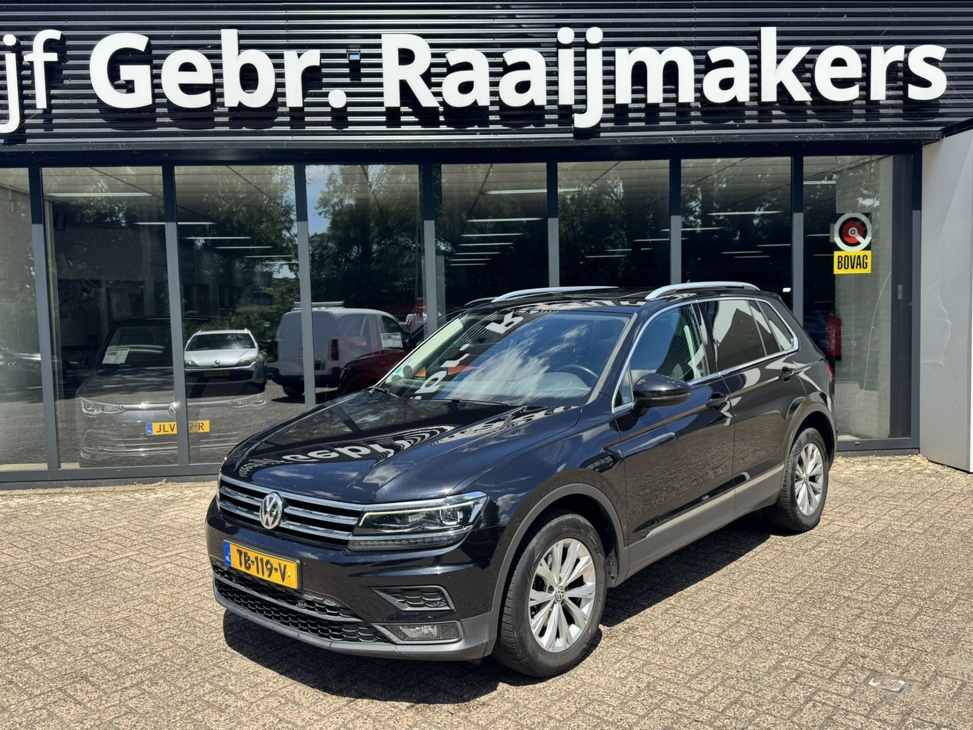 Volkswagen Tiguan 1.4 TSI 4Motion Comfortline*Panoramadak*AC, Autos, 1395 cm³, Achat, Entreprise, 2000 kg
