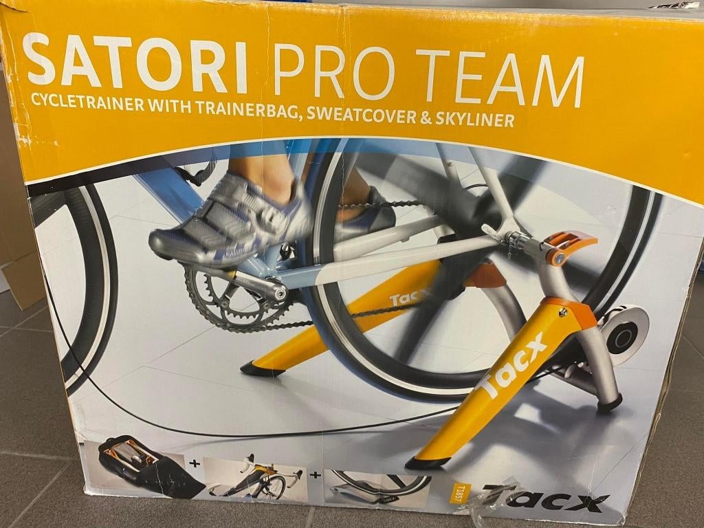 TACX trainingsrollen fiets Satori Pro Team, Sport en Fitness, Ophalen, Zo goed als nieuw, Overige typen