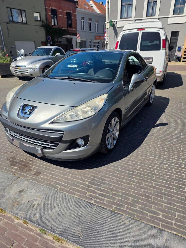 Peugeot 207 cc euro 5 diesel, Autos, 82 kW, Cabriolet, Boîte manuelle, Noir