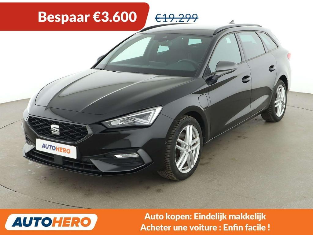 SEAT Leon e-Hybrid 1.4 TSI e-HYBRID FR (bj 2021, automaat), Auto's, Stof, Gebruikt, Leon, Zwart