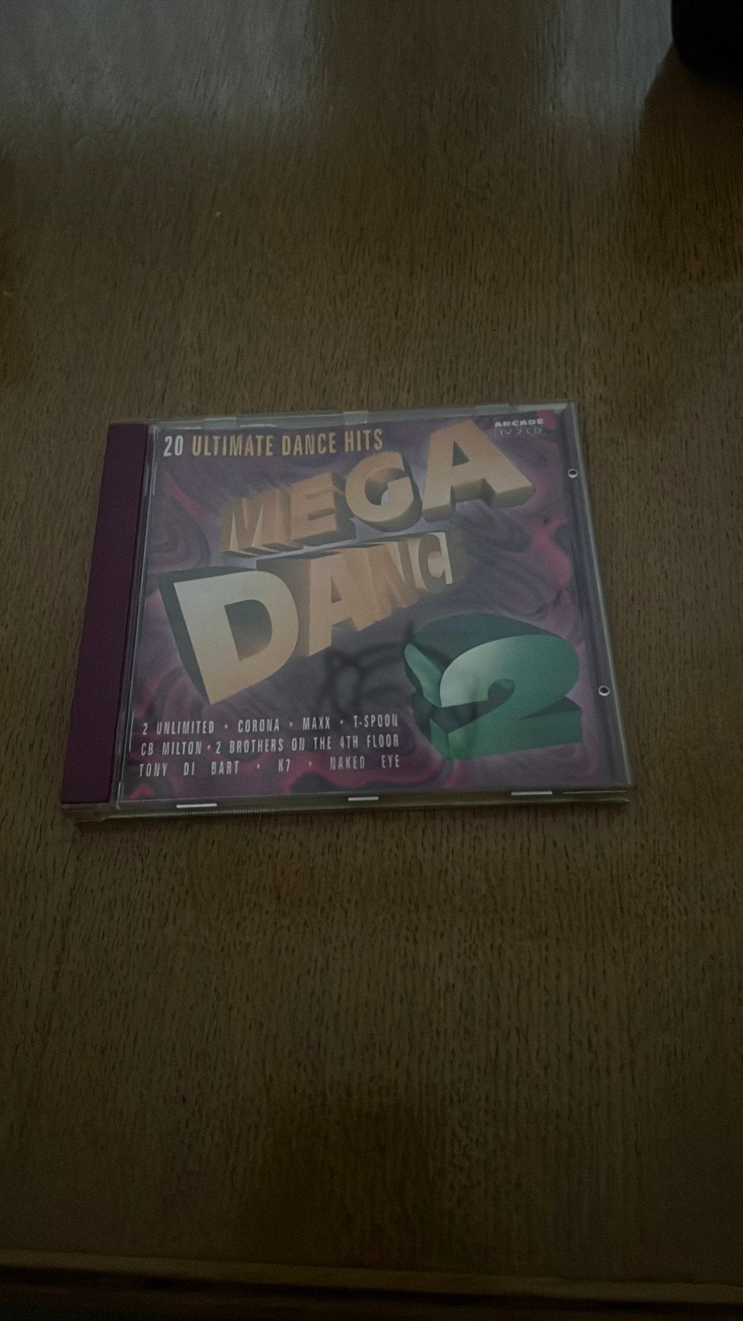 Mega dance 2      cd, CD & DVD, CD | Compilations, Comme neuf, Enlèvement, Dance et House, Comprend un livret