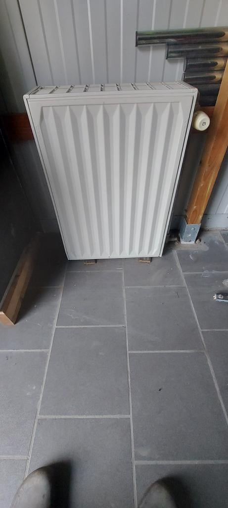 Radiator def 50 cm b x16 cm diep x 70 cm hoog. In zeer goede, Ophalen, Radiator