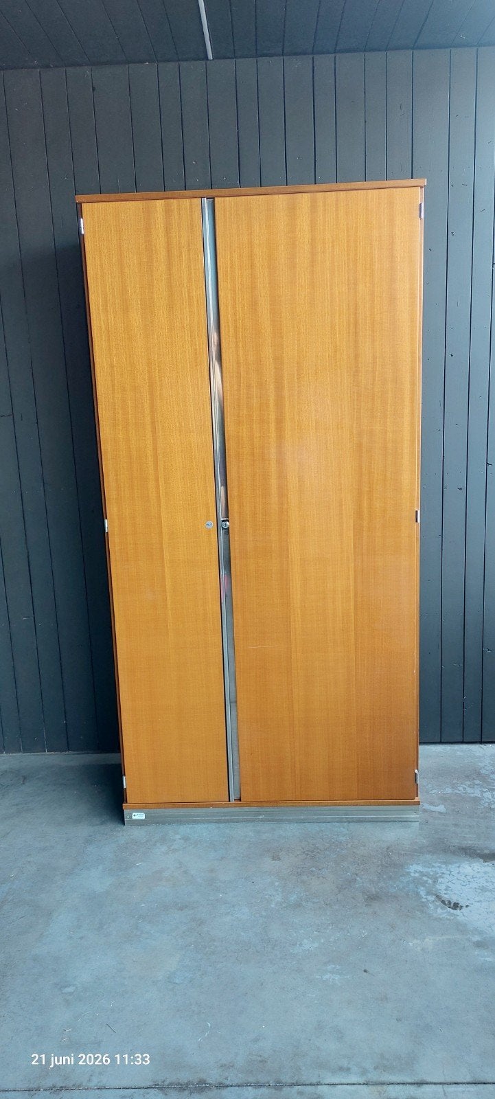 70s Mim kast, Ophalen