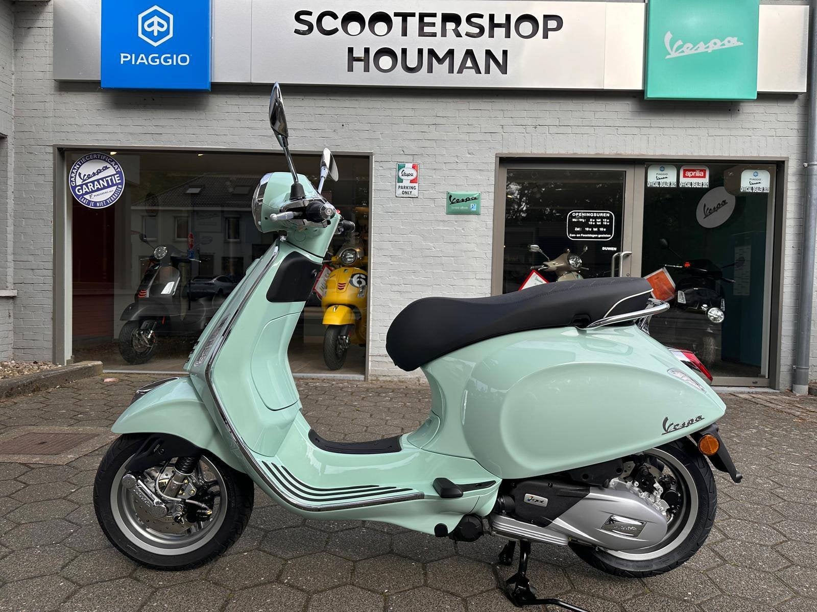 Vespa Primavera 125cc Verde Amabile 80th Edition (nr.23), Nieuw, Benzine, 125 cc, Overige modellen