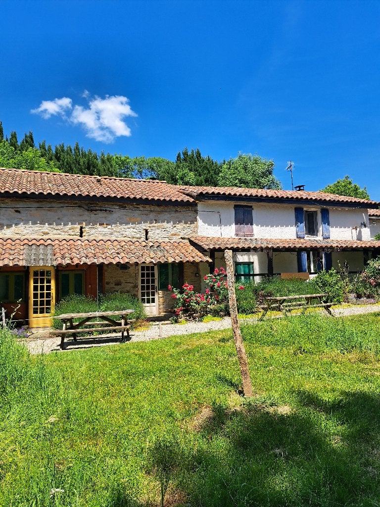 Woonboerderij met 2 gîtes, omgeving Carcassonne, Immo, Woonhuis, Frankrijk, Landelijk
