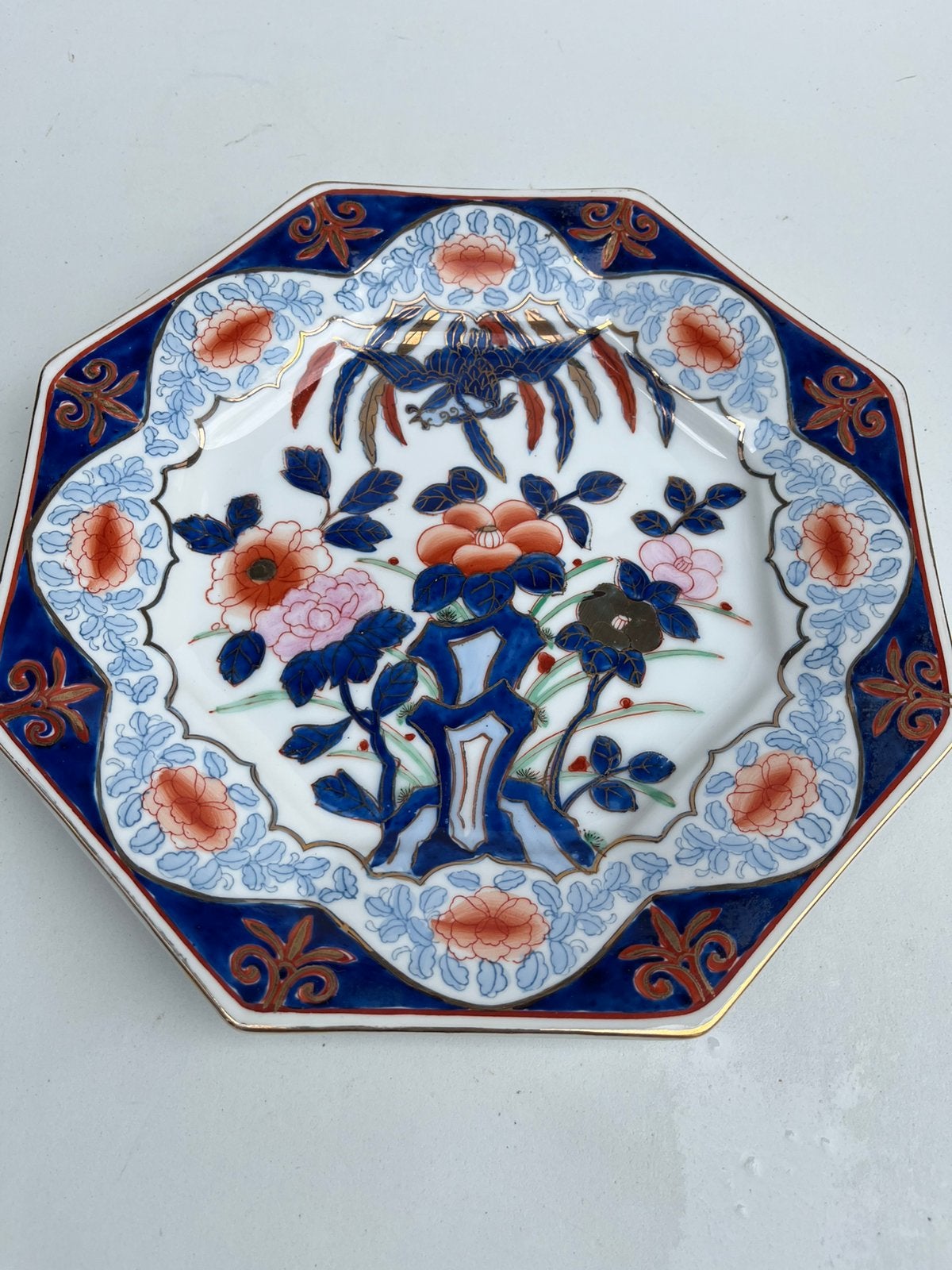 achthoekige Imari porseleinen bord 26,5cm, Antiek en Kunst, Ophalen of Verzenden