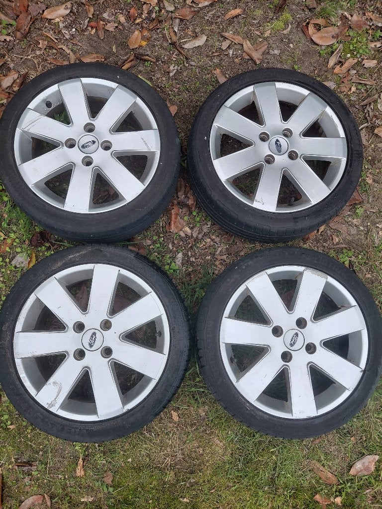 Originele 16 inch Ford Fiesta/Fusion velgen + Vredestein (2), Enlèvement, Utilisé