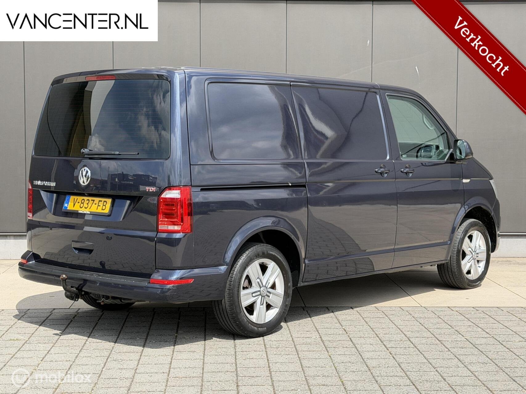Volkswagen Transporter 2.0 TDI 204PK DSG L1 Automaat Carplay, Autos, Achat, Euro 6, 3 places, 2500 kg