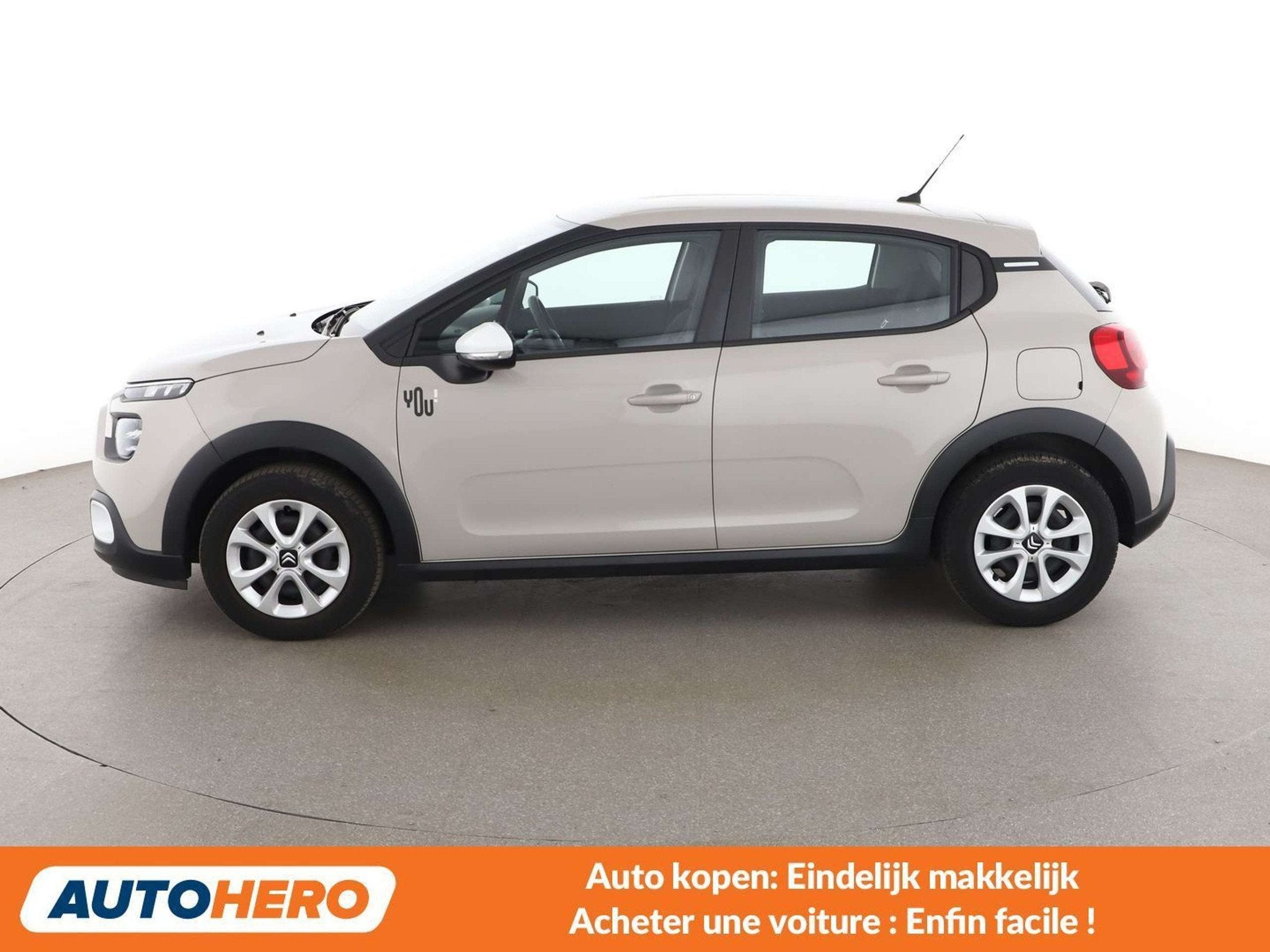 Citroën C3 1.2 PureTech YOU (bj 2023), Auto's, Stof, Gebruikt, Euro 6, 1199 cc