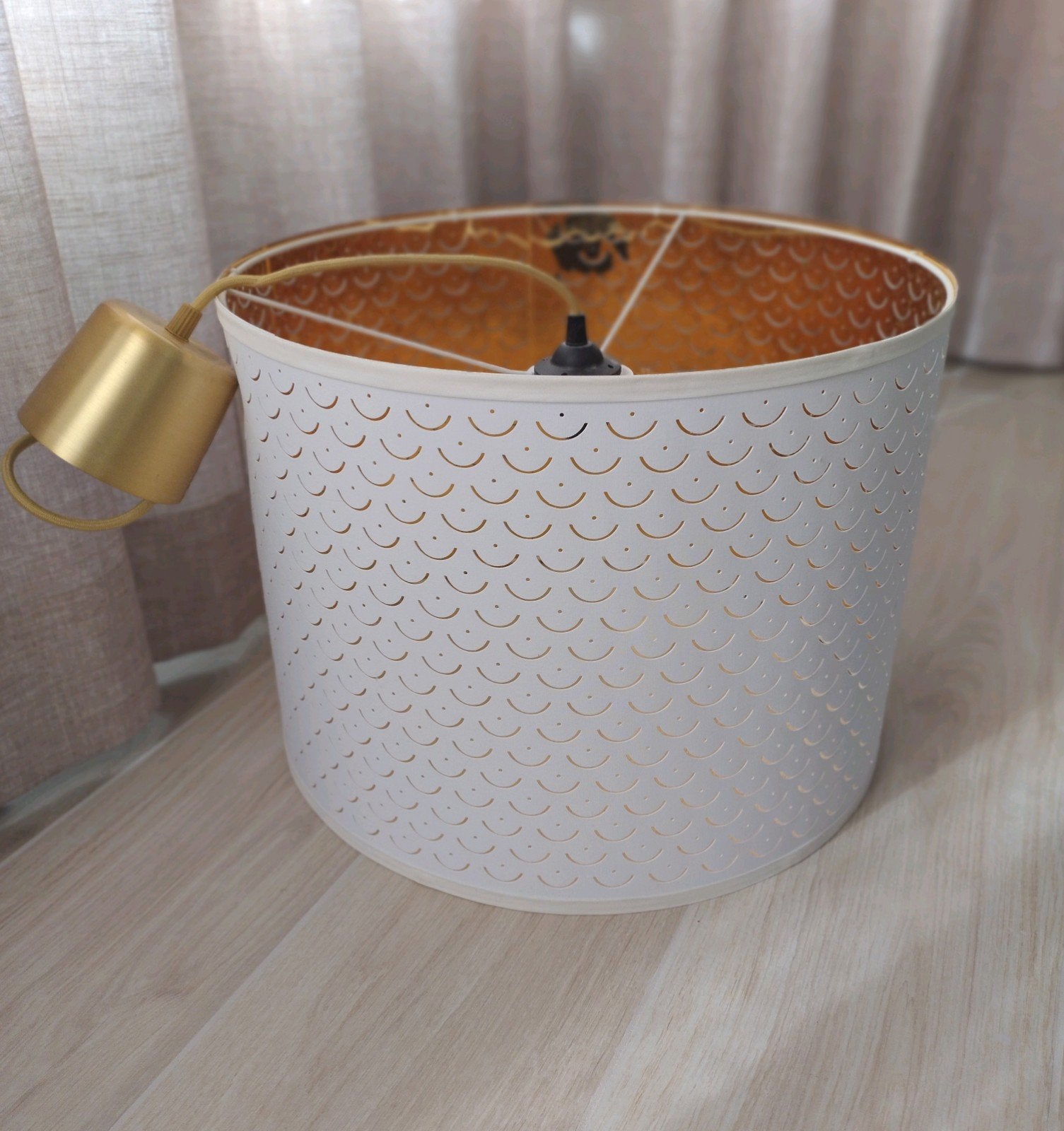 Ikea Nymö lampenkap wit goud, Neuf, 25 à 50 cm, Rond, Enlèvement