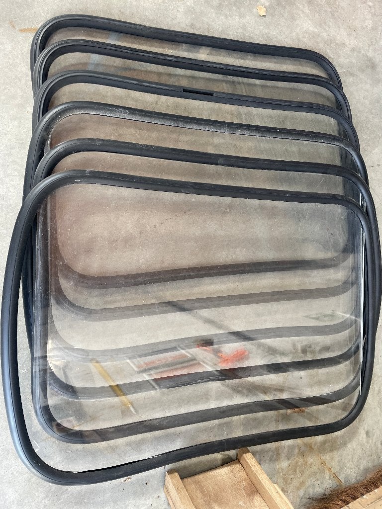 caravan / mobile home raam ramen, Ophalen