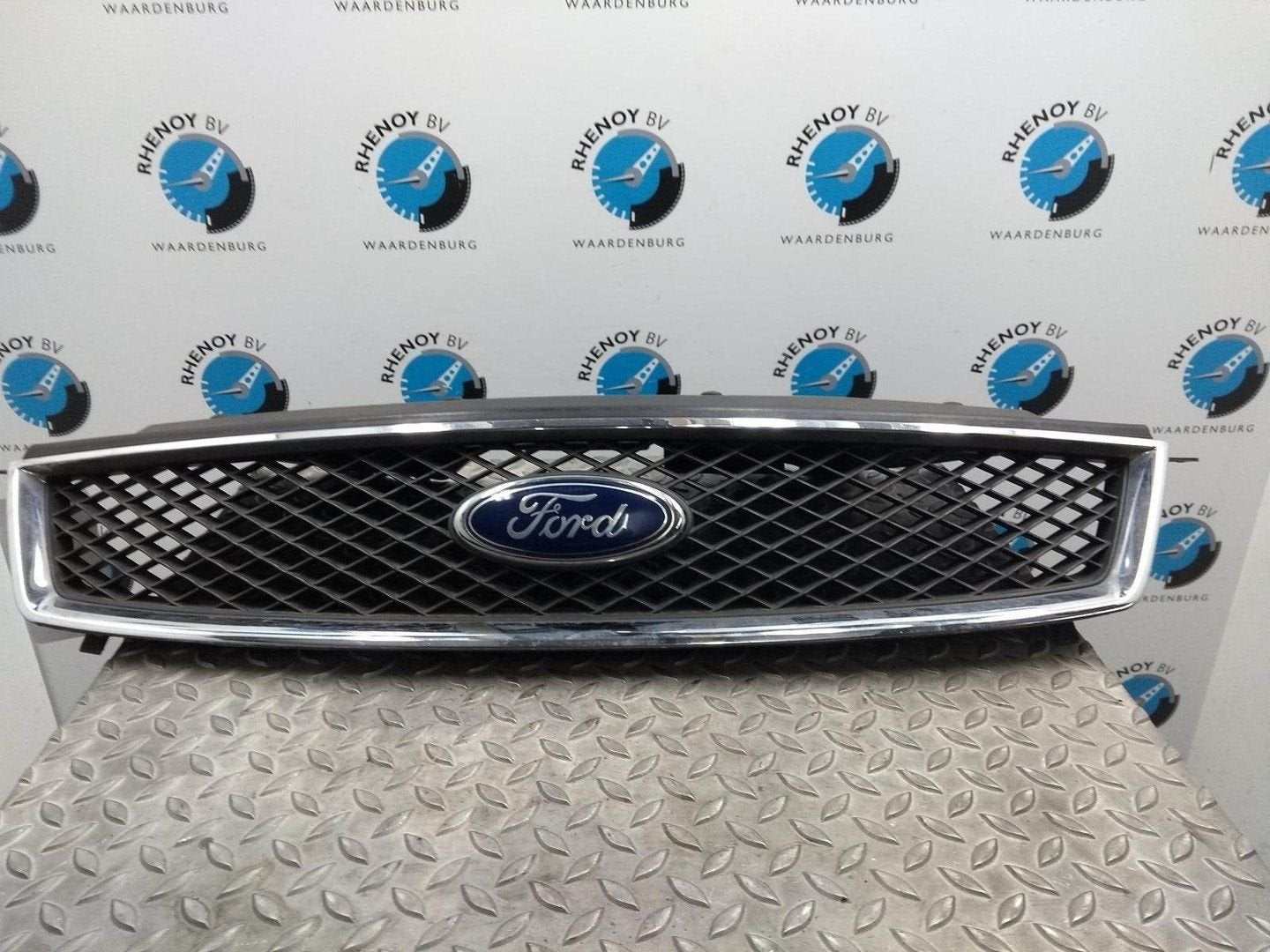 FORD FOCUS C MAX 1.8-16V FUTURA GRILLE 2005, Ophalen of Verzenden, Gebruikt, ARN erkend