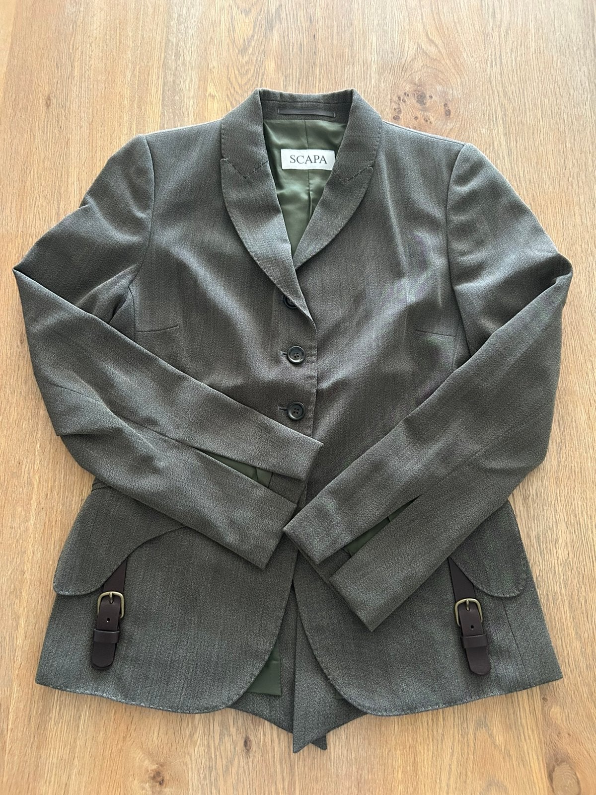 Olijfgroene getailleerde blazer Scapa maat 38, Maat 38/40 (M), Ophalen of Verzenden, Zo goed als nieuw, Jasje