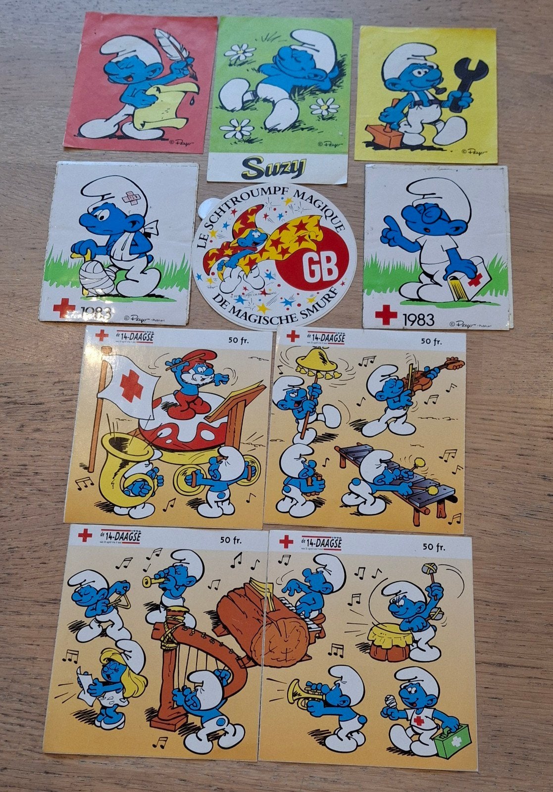 Lot vintage stickers Smurfen Rode Kruis GB Danone, Verzamelen, Smurfen, Ophalen of Verzenden, Zo goed als nieuw, Gebruiksvoorwerp