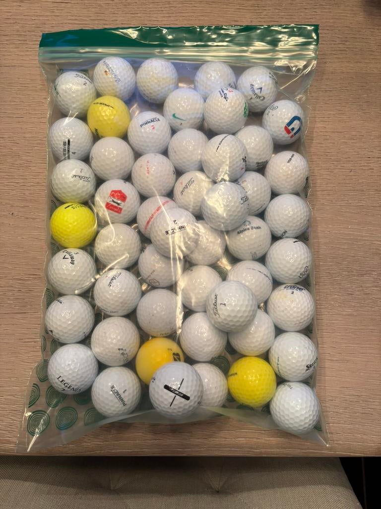 Mix golfballen 50 st, Sport en Fitness, Golf, Ophalen of Verzenden, Zo goed als nieuw