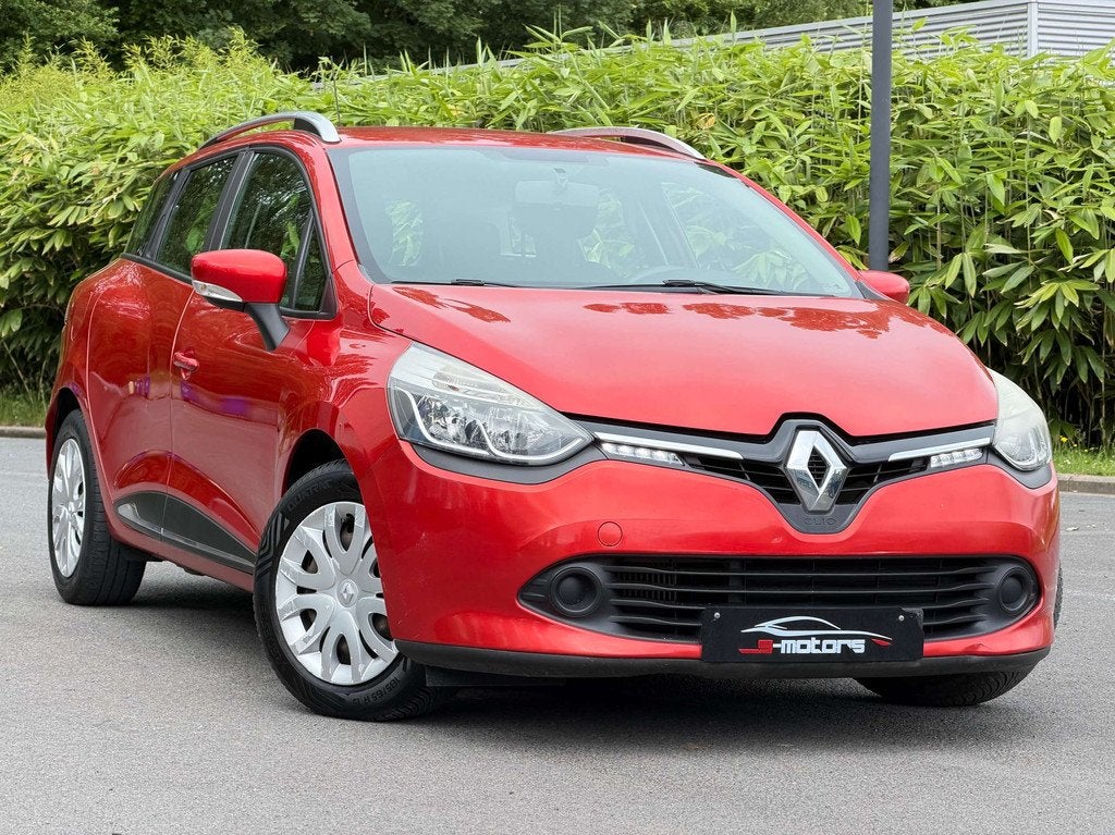 Renault Clio Clio 1.5 dCi • ROULE PARFAITEMENT, Rouge, Euro 5, Achat, 90 ch