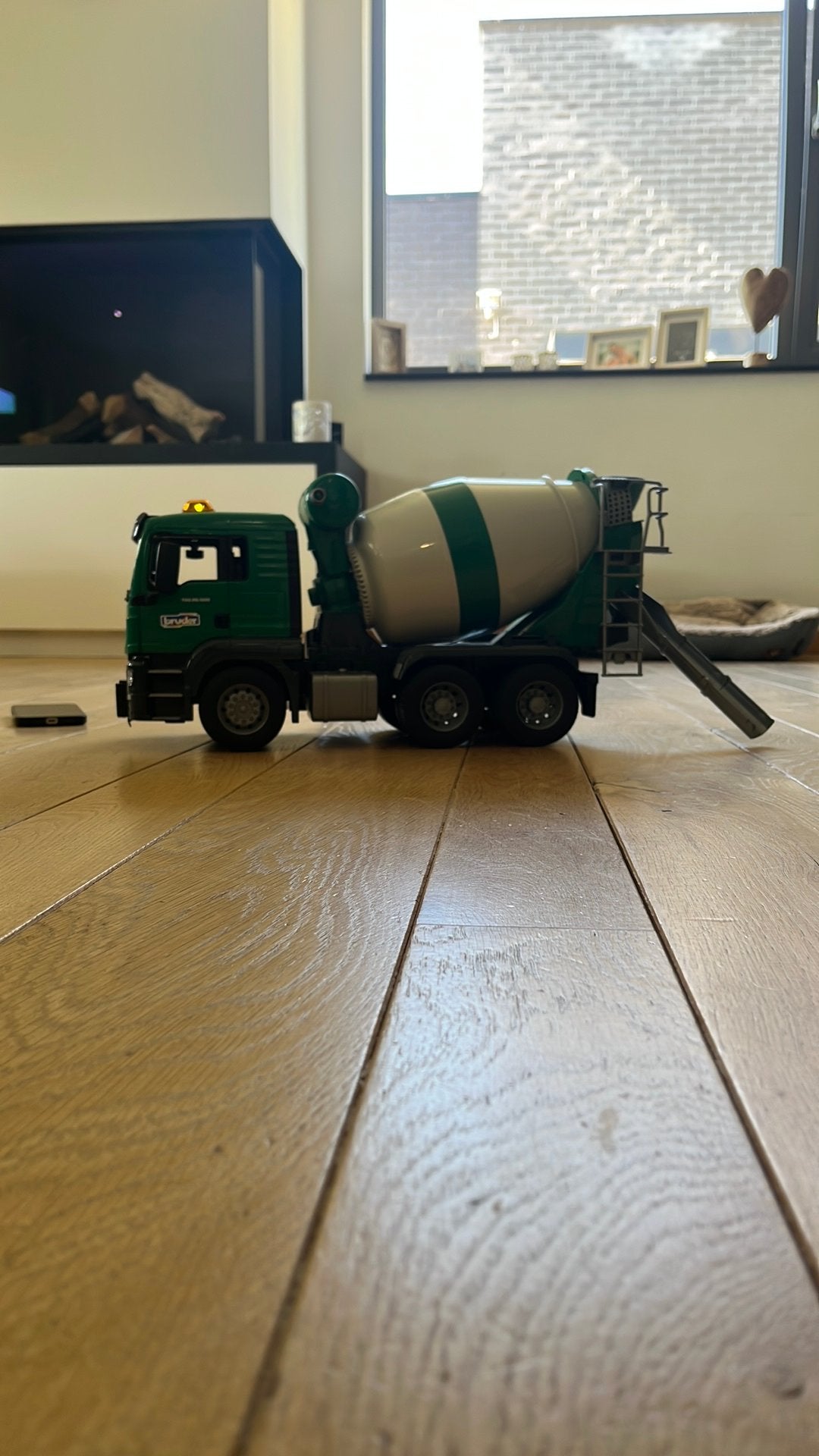 Bruder Betonwagen, Hobby & Loisirs créatifs, Trains miniatures | Échelles Autre, Enlèvement, Comme neuf
