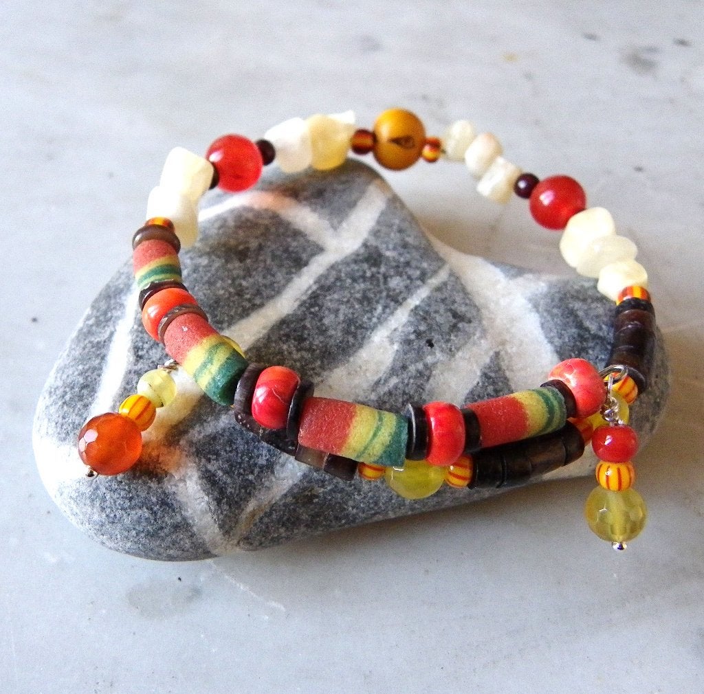 Nieuwe Afrikaanse etnische armband in agaat, citrien, topaas, Met bedels of kralen, Staal, Geel, Nieuw