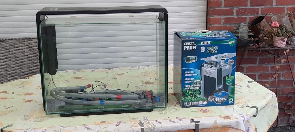 Un aquarium de 80 litres, Enlèvement, Comme neuf, Éclairage ou Chauffage
