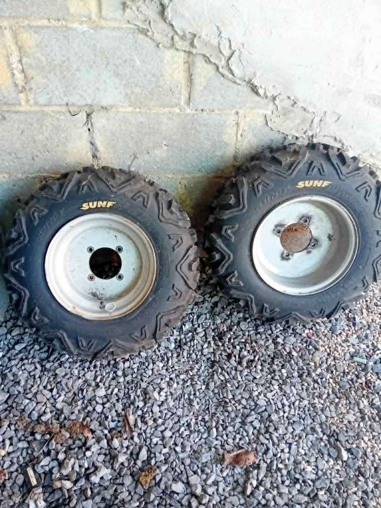 Ensemble 4 Roues Buggy PGO Bugrider - 150€ - À retirer, Autos : Pièces & Accessoires, Pneus & Jantes, Pneus et Jantes, 4 Saisons