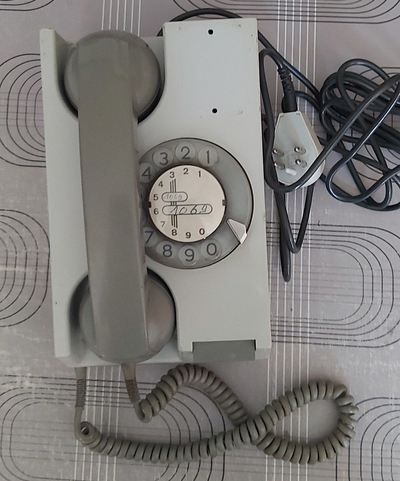 Oude analoge telefoon met schijf.grijze, Ophalen of Verzenden