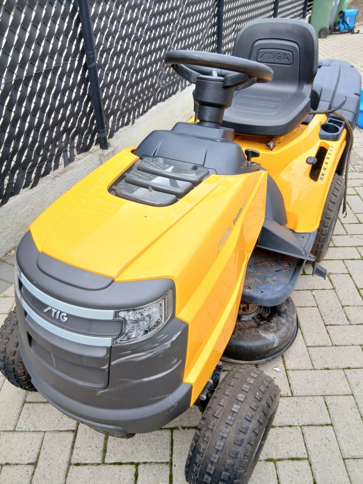 zitmaaier stiga, Tuin en Terras, Ophalen, Zo goed als nieuw, Stiga, Elektrische starter