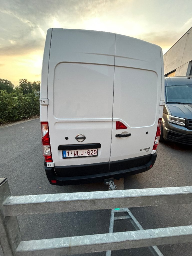 Nissan nv400, Auto's, Stof, Euro 6, Wit, Diesel
