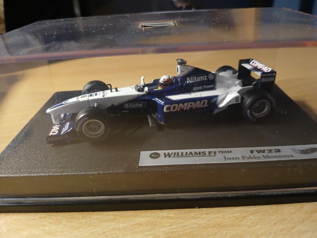 BMW F1 WILLIAMS FW23 Montoya, Hobby & Loisirs créatifs, Enlèvement ou Envoi, Comme neuf, Voiture, MiniChamps