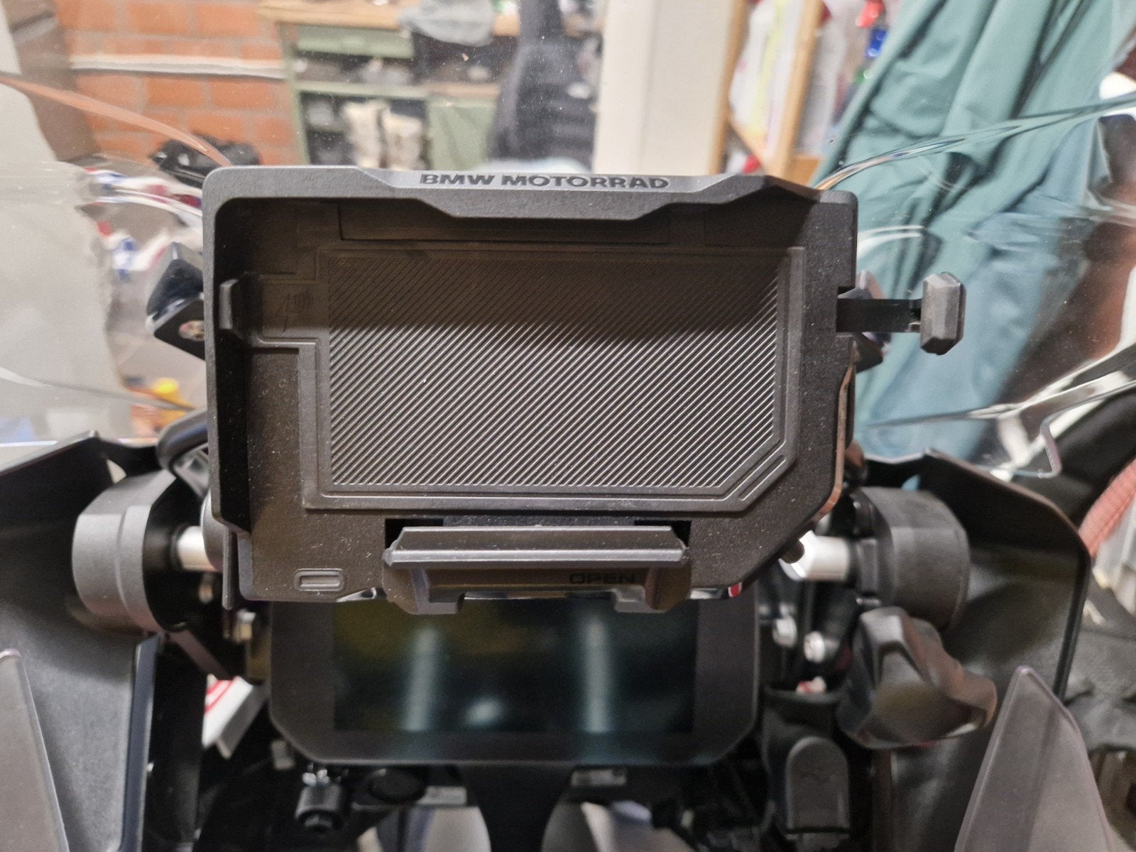 bmw connected ride cradle, Enlèvement, BMW