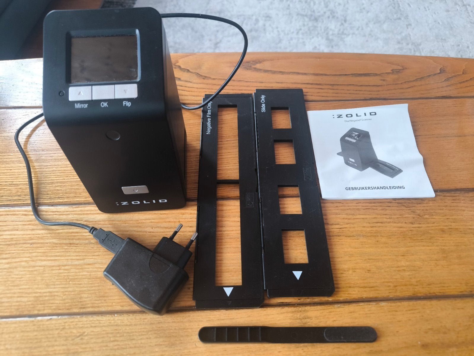 zolid Dia- en negatievenscanner met lcd-scherm, TV, Hi-fi & Vidéo, Projecteurs dias, Enlèvement ou Envoi