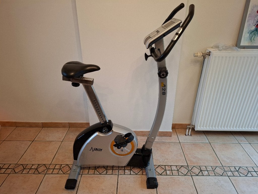 DKN Technology M-420 hometrainer, Sport en Fitness, Ophalen, Gebruikt, Aluminium, Benen