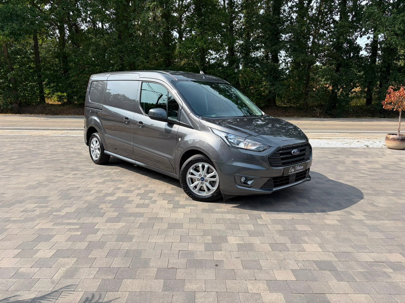 2022 | XL FORD TRANSIT CONNECT L2, Bluetooth, Dealer onderhouden, Euro 6, Bedrijf