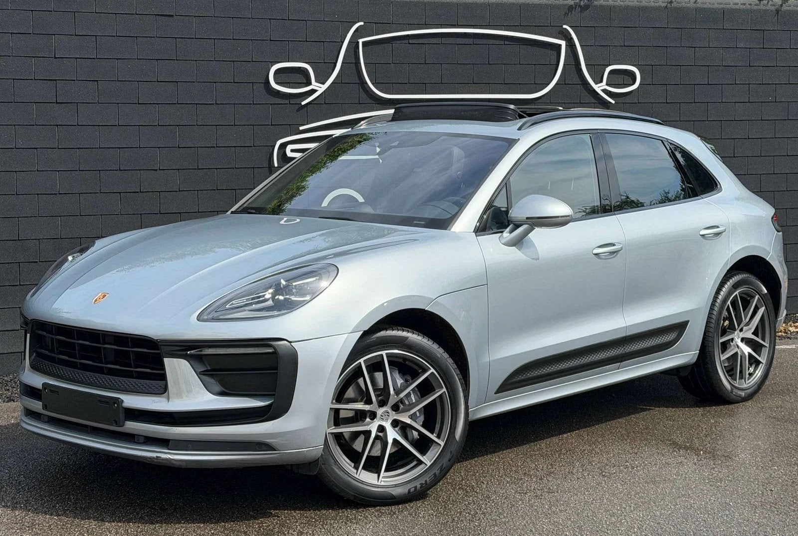 Porsche Macan 2.0 Turbo PDK+NAVI+CAMERA+VOLANT CHAUF+TOIT OU, Autos, Cuir, Argent ou Gris, Achat, 199 g/km