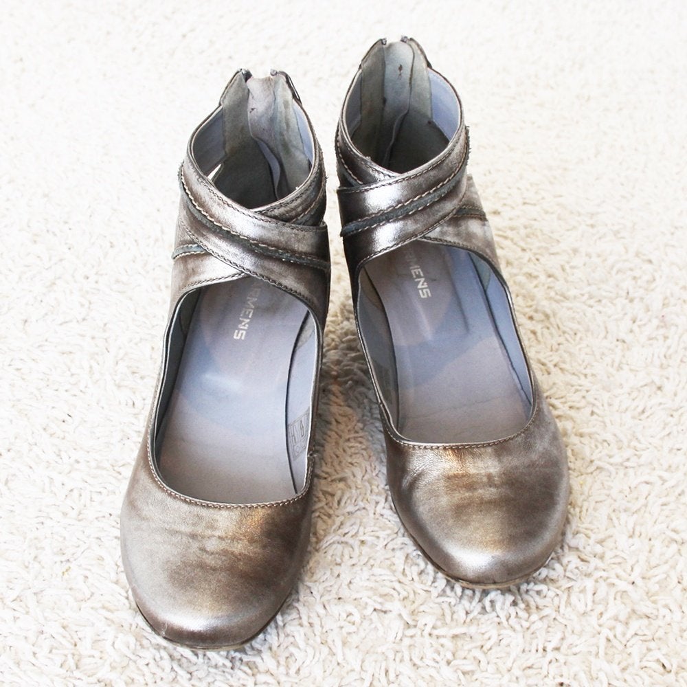Belles chaussures en cuir Carmens (taille 40) €45, -, Enlèvement ou Envoi, Autres couleurs, Comme neuf, Carmens