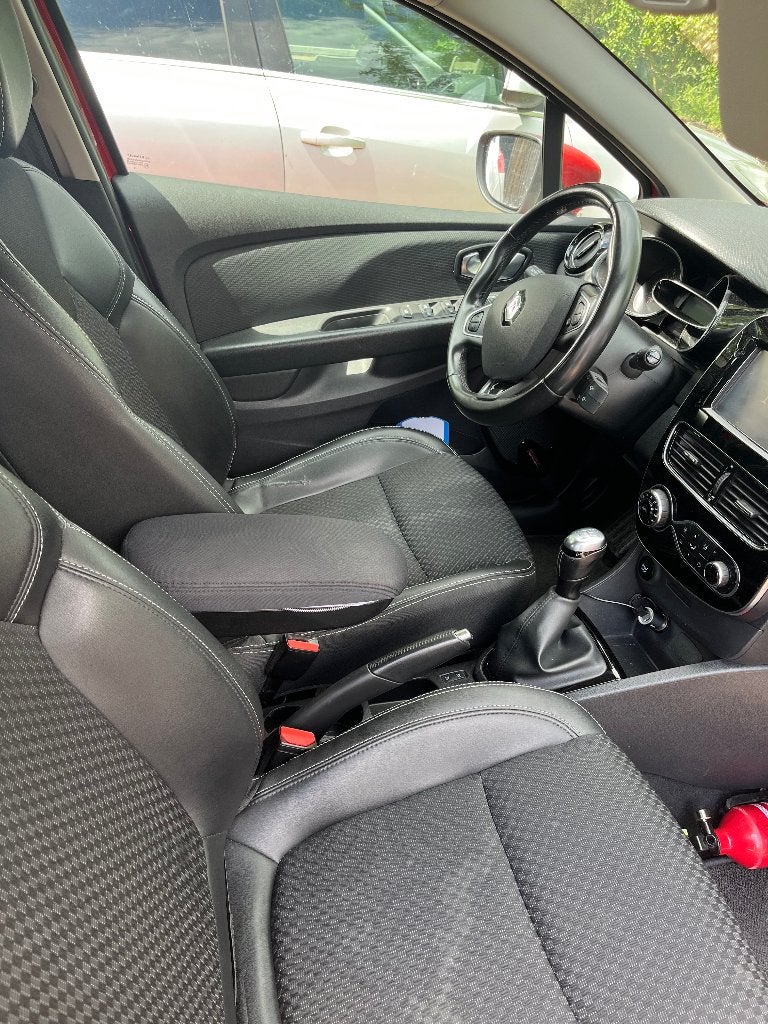RENAULT CLIO IV, Autos, Renault, Particulier, Clio, Caméra de recul, Airbags, Air conditionné, Climatisation automatique, Bluetooth