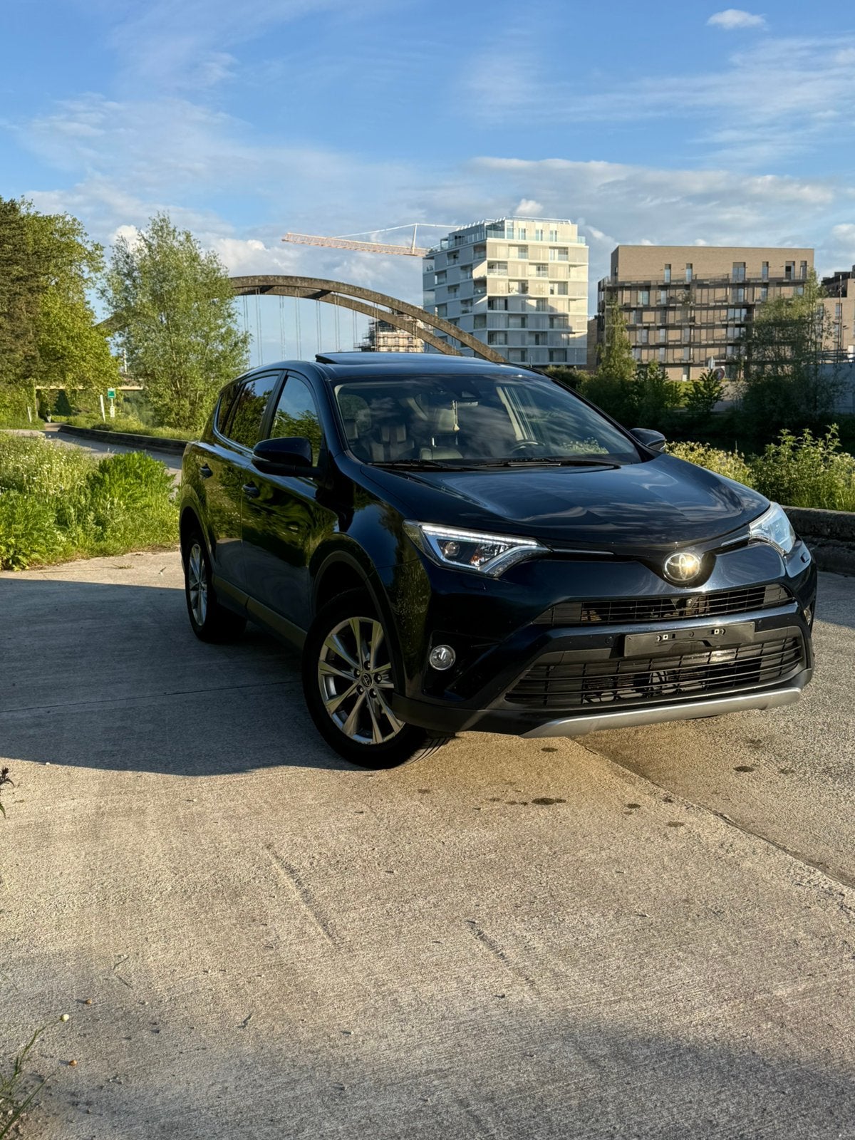 Toyota RAV 4 RAV4 2.0 D-4D 2WD Premium Full Options, Auto's, Voorwielaandrijving, 1995 cc, 4 cilinders, Blauw