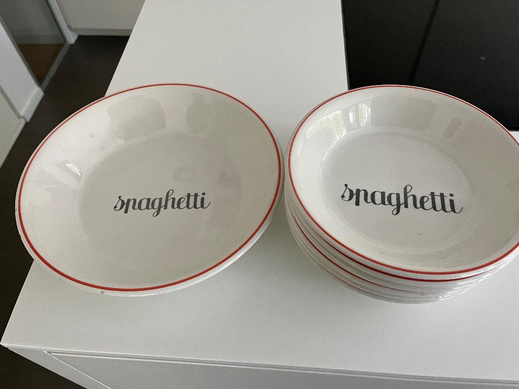 Spaghetti-borden, Huis en Inrichting, Ophalen, Zo goed als nieuw, Aardewerk, Bord(en)
