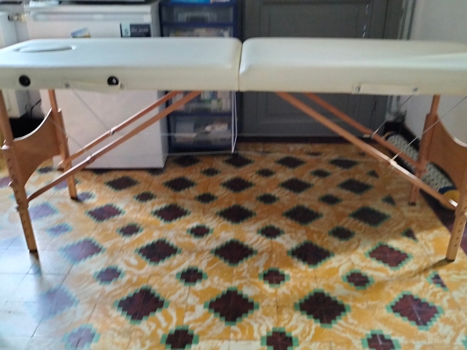 massagetafel inklapbaar, Ophalen, Gebruikt